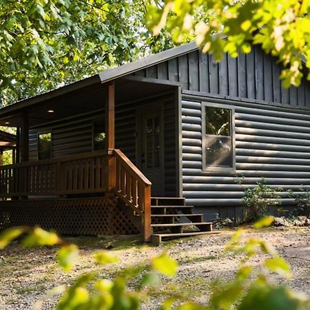 Camphouse At Eagle Ridge Includes Hot Tub, Wifi, And Charcoal Grill Cabin Villa Broken Bow Exterior photo